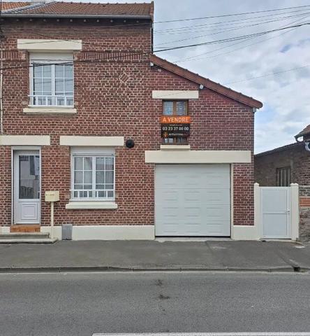Vente                                                      Maison
                        
                     4 pièces                      103 m2                     à Laon