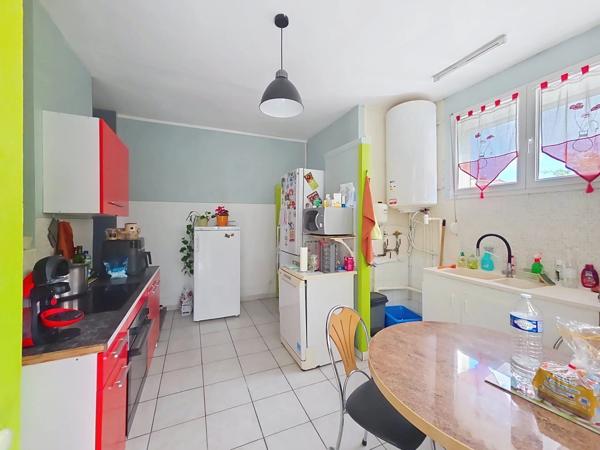 Vente                                                      Maison
                        
                     4 pièces                      103 m2                     à Laon