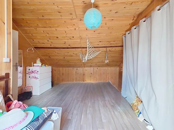 Vente                                                      Maison
                        
                     4 pièces                      103 m2                     à Laon