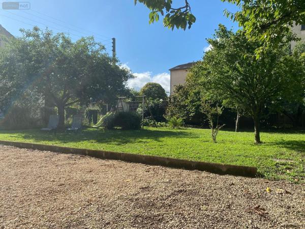 Maison à vendre à Charnay-lès-Mâcon en Saône-et-Loire (71850), ref : MA 668