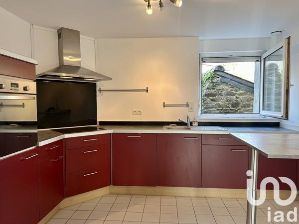 Appartement 3 pièces de 82 m² à Lamballe (22400)