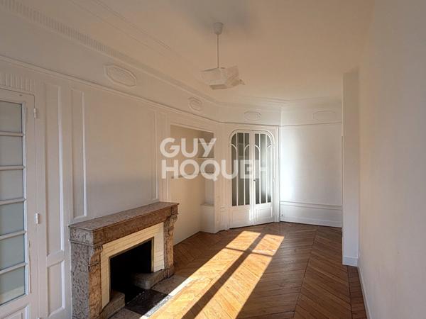 LYON 2 - REPUBLIQUE BELLECOUR