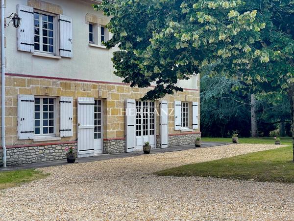 Maison de 180m² avec Parc Arboré, Dépendances et Garages. Détails des diagnostics énergétiques
