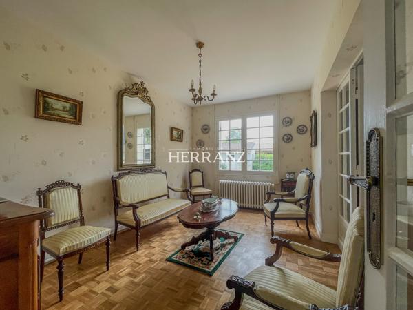 Maison de 180m² avec Parc Arboré, Dépendances et Garages. Détails des diagnostics énergétiques