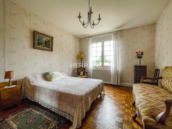 Maison de 180m² avec Parc Arboré, Dépendances et Garages. Détails des diagnostics énergétiques