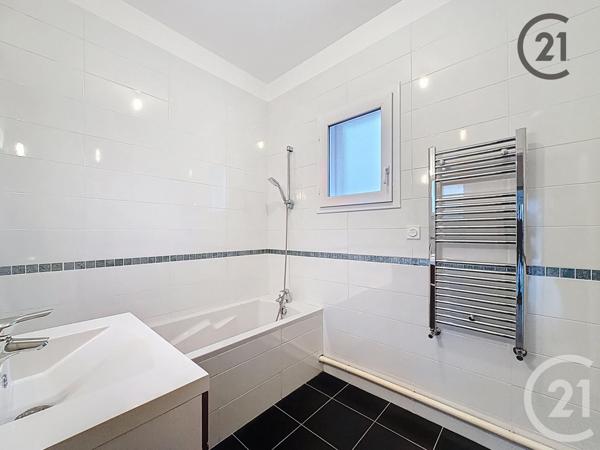 Appartement F3 à vendre  3 pièces - 65,97 m2 TROYES - 10