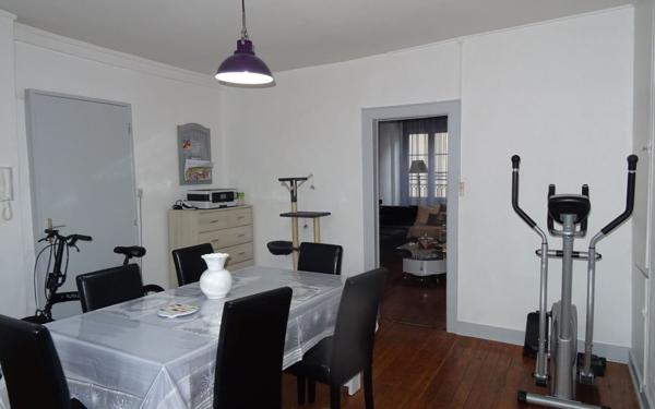 Immeuble à vendre    8 pièces •  Alençon