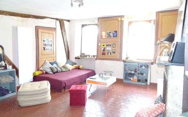 Immeuble à vendre    8 pièces •  Alençon