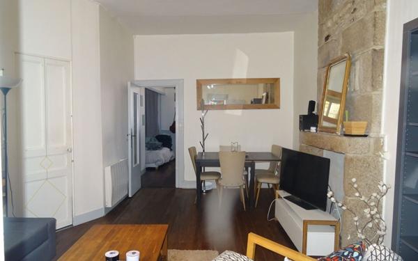 Immeuble à vendre    8 pièces •  Alençon