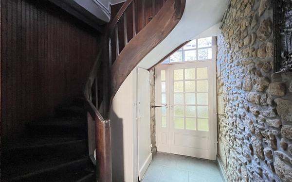 Immeuble à vendre    8 pièces •  Alençon