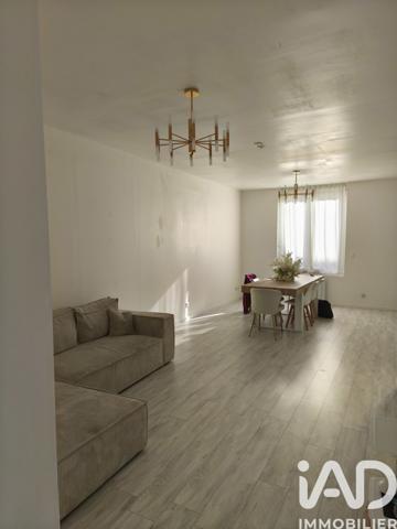 Maison à vendre 7 pièces 166 m² Saint-Quentin