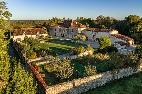 Vente Maison de luxe Bergerac 15 Pièces 750 m²