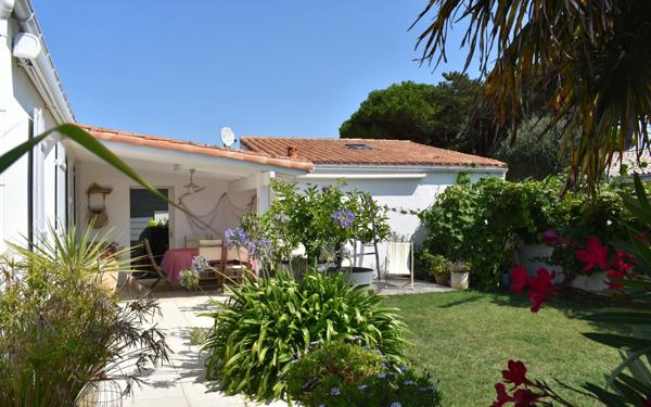 Maison à vendre    5 pièces •  Le Bois-Plage-en-Ré
