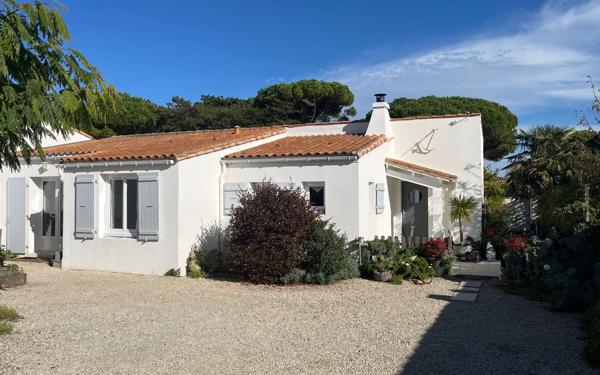 Maison à vendre    5 pièces •  Le Bois-Plage-en-Ré