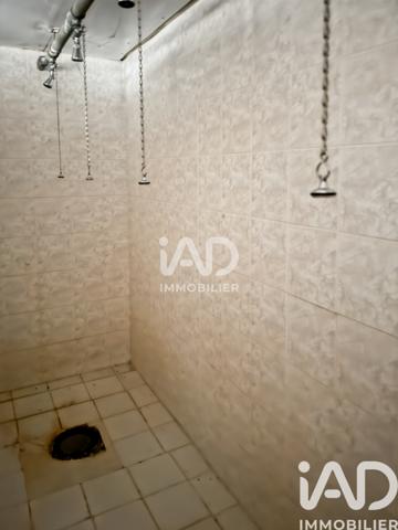 Immeuble à vendre 323 m² Brasseuse