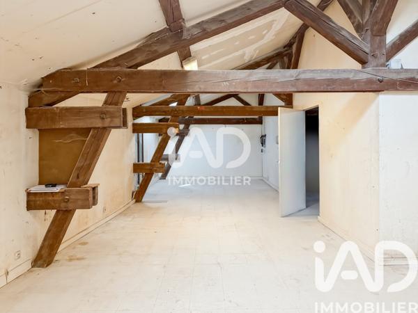 Immeuble à vendre 323 m² Brasseuse