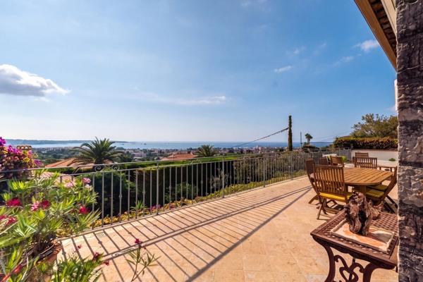 Vente Bastide Le Golfe Juan 8 Pièces 268 m²