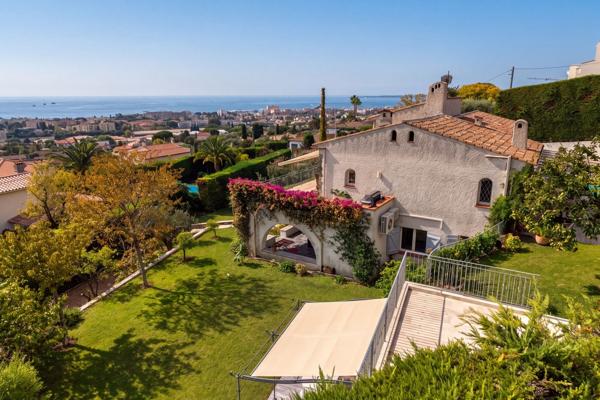 Vente Bastide Le Golfe Juan 8 Pièces 268 m²