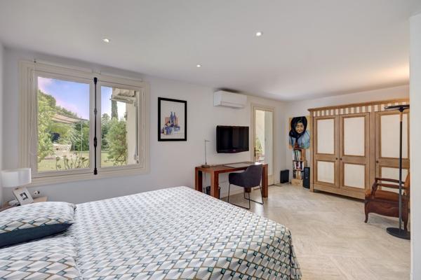 Vente Bastide Le Golfe Juan 8 Pièces 268 m²