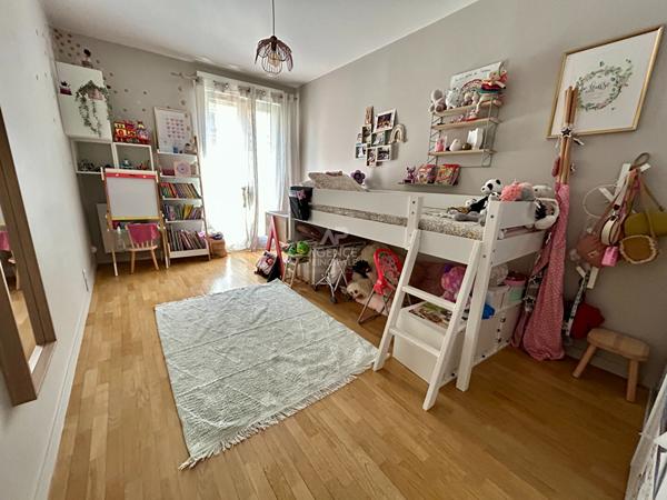Appartement Poissy 4 pièces 93 m2 €429 000 ** - Référence 9228