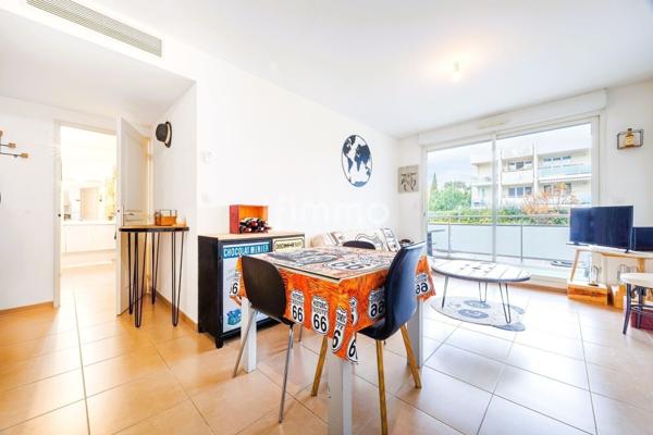 La Ciotat / Appartement récent / Terrasse / Calme