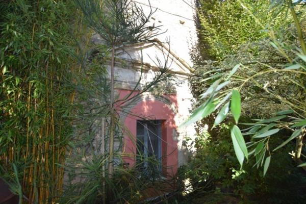 VIAGER OCCUPE, centre historique d'Autun, propriété de 319 m2 avec 2918 m2 de terrain, vue plan d'eau