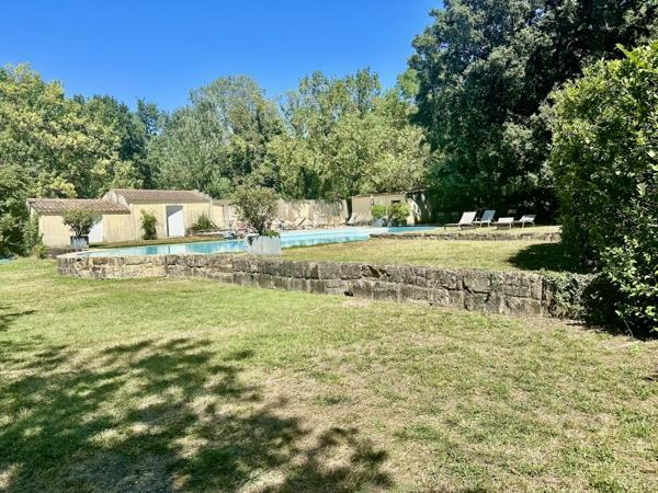 Vente / Appartement à Uzès (30700)
