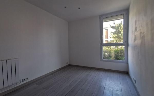 Maison à vendre    4 pièces • 88 m2 Boussy-Saint-Antoine