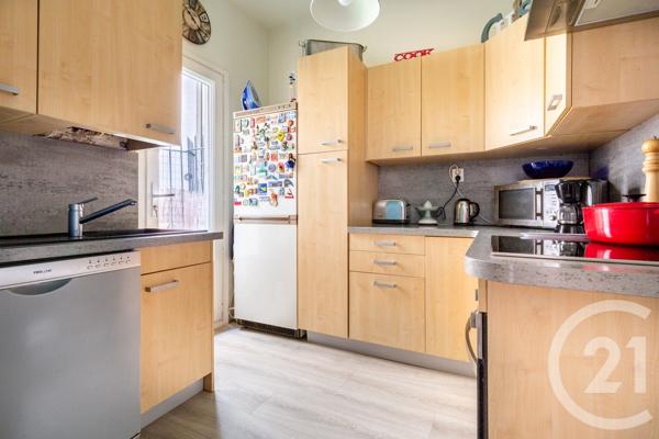 Appartement F3 à vendre  3 pièces - 65,23 m 2   PARIS  - 75013