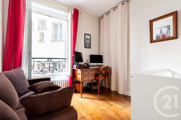 Appartement F3 à vendre  3 pièces - 65,23 m 2   PARIS  - 75013
