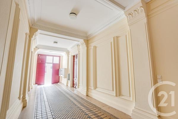 Appartement T2 à vendre  2 pièces - 47,40 m 2   PARIS  - 75015