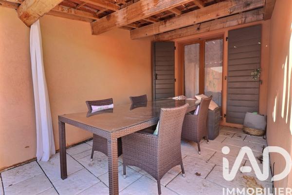 Maison à vendre 5 pièces 105 m² Cuges-les-Pins