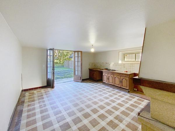 Castelnau-Chalosse (40360) Maison 140 m² avec dépendances et 18 000 m² de terrain