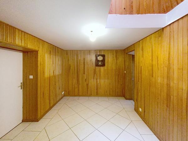 Castelnau-Chalosse (40360) Maison 140 m² avec dépendances et 18 000 m² de terrain