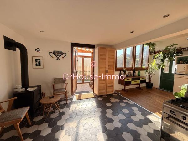 Maison à vendre 9 pièces de 214 m²