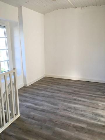 Location                                                      Maison
                        
                     3 pièces                      68 m2                     à Haute-Goulaine