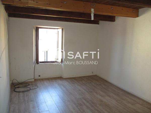 RANCHAL, Maison de village à rénover 3 pièces 72m²