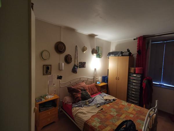 Maison en R+1 avec vie de plain pied et cour