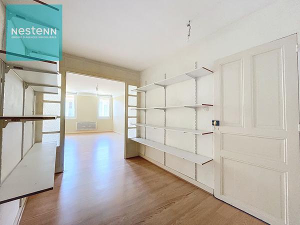Local commercial à louer de 66 m² avec cave, au centre ville de Villefranche de Lauragais