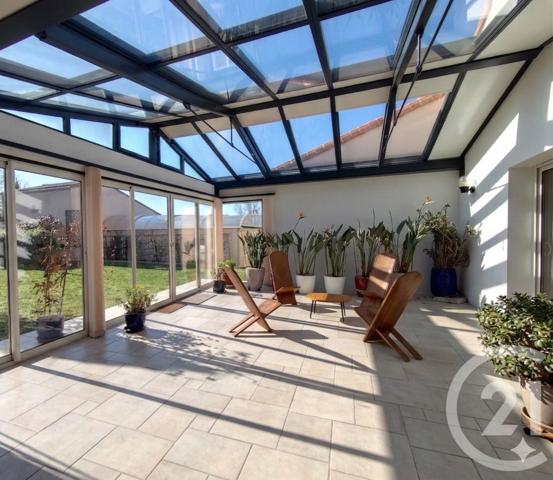 Maison à vendre  19 pièces - 317 m2 ST VINCENT SUR JARD - 85