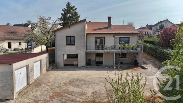 Maison à vendre  10 pièces - 249,46 m2 YZEURE - 03