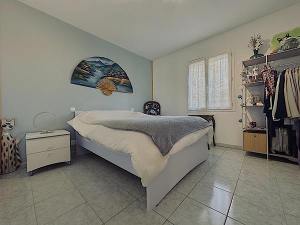 Nichée au cœur de LA FORCE (24130), une maison à vendre de 5 pièces.