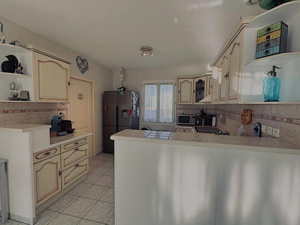 Nichée au cœur de LA FORCE (24130), une maison à vendre de 5 pièces.