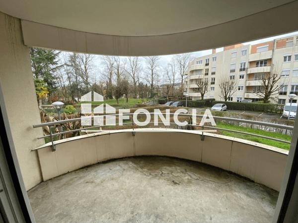 Location Appartement 2 pièces 47.97 m² - 8 AVENUE JEAN JACQUES ROUSSEAU Billere 64140
