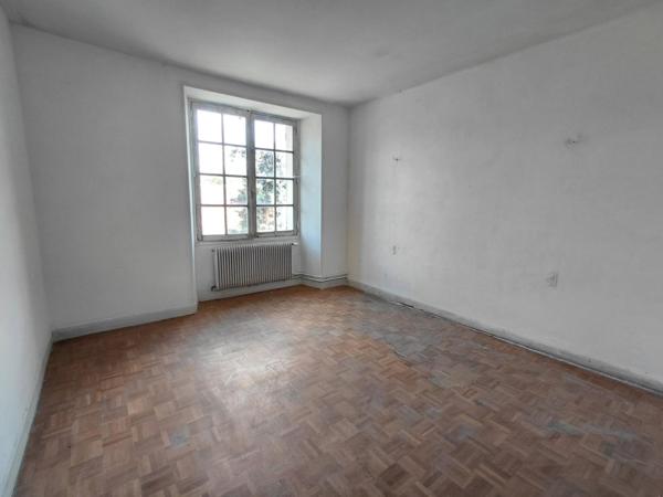 Maison à MORTAGNE-AU-PERCHE, 61400 - 9 pièces 226m²