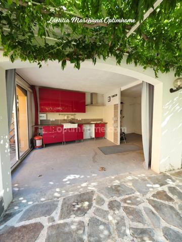 Maison 4 chambres jardin centre ville de Prades (66)