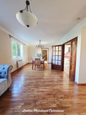 Maison 4 chambres jardin centre ville de Prades (66)
