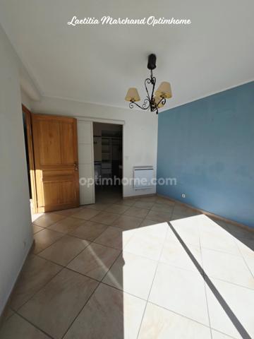 Maison 4 chambres jardin centre ville de Prades (66)