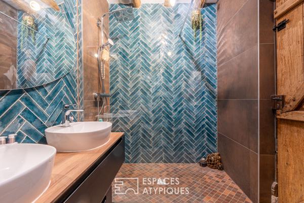 Demeure rénovée et son parc arboré