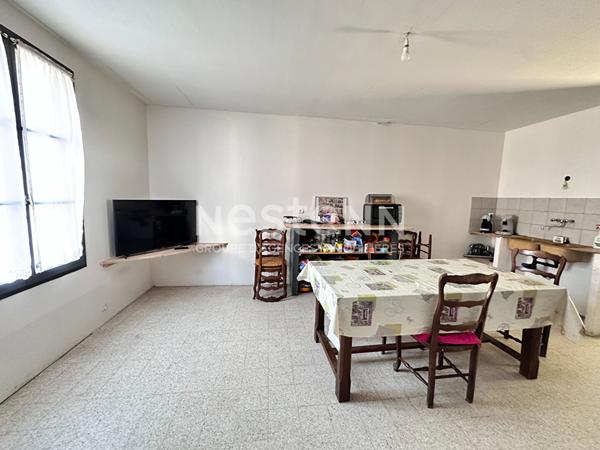 Vente maison spacieuse en pierre de Loire de 149 m² à Saint-Pierre-du-Lorouër (72150)